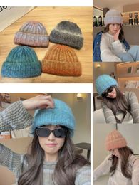 Winter Newest collection beautiful knitwear Ball hats trucker designer hat American fashion truck cap casual baseball hats