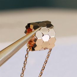New Pendant 2022 Brand Pure 925 Sterling Silver Jewelry Women Rose Gold Bee Love Diamond Necklace Lovely Fine Luxury Brand Top Qua217A
