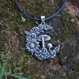 Chains Halloween Gothic Moon Sunflower Mushroom Necklace Women Charm Fashion Jewellery