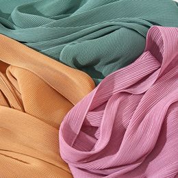 Scarves est Pleated Bubble Chiffon Instant Hijabs Plain Crinkle Shawls Scarf Lady High Quality Soft Thick Muslim Wraps 18085Cm 230922