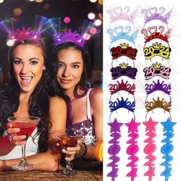 Party Hats 2024 Christmas Glowing Hairband Lighting Stick Xmas Glitter Crown Battery Powered Luminous Headband Year Decorations 230923