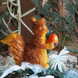 Garden Decorations Room Decor Squirrel Statues Flower Bed Animal Resin Figurines Simulated Squirrels Christmas Ornamen For Decoration