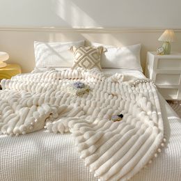 Blankets Tuscan Faux Rabbit Fur Autumn Winter Warm Blanket Luxury B Side Lamb Weighted Soft Cosy Warmth Sofa 230923