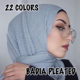 Scarves women fashion solid ridged hijabs scarf pleated islam shawl head wraps soft long muslim crimpled viscose plain hijab 230922