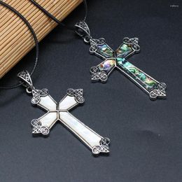 Pendant Necklaces Natural Shell Necklace Fashion Cross Shape For Women Jewerly Party Gift Length 55 5cm 42x65mm