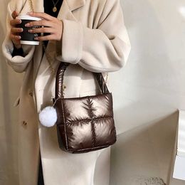 2022 Autumn/Winter New Star Same Style Down Bag Small Design Single Shoulder Bag Square Space Cotton Portable Underarm Bag 230923