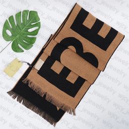 Winter Caramel Colour Versatile Scarf Classic Jacquard Designer Scarf Womens Mens Cashmere Scarves Soft Cashmere Big Letter Reversible