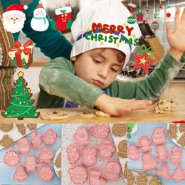 Baking Moulds 8Pcs Christmas Cookie Cutters Xmas Tree Santa Claus Stamp Type Elk Snowman Biscuit Moulds Party Decor Supplies 230923