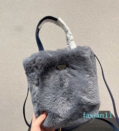 bags designer tote handbag women luxurys bag Fashion Furry Shoulder Cute Pink Bag Shopping Crossbody Purse Wallet 221111