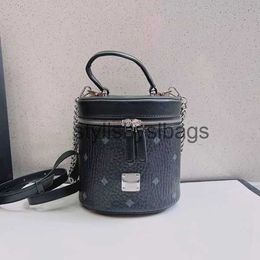 Cross Body Bags Lady latest tote top handle Bag leather messenger bucket makeup Luxury Designer mens womens hangbag CrossBody with shoulder12stylishyslbags