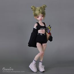 Dolls Design BJD Doll 16 Amber Carved Body Style Fashion Sport Resin Toys Joint Make Up 230923