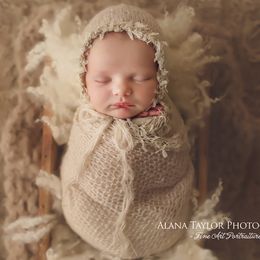 Blankets Swaddling born Pography Props Blanket Mohair Wrapped Swaddle Hat Shooting Background Baby Po Auxiliary Modelling Accessories 230923