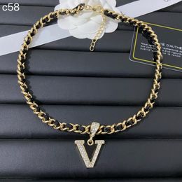 Boutique Love Letter Necklace Black Luxury Gold Plated Chain Pendant Necklace 925 Silver High Quality Gift crystal Necklace Designer Brand Charm Jewelry