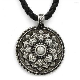 Pendant Necklaces Exquisite Metal Carved Religious Mandala Lotus Pattern Round Amulet Jewellery Necklace