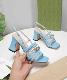 GGSHOES SANDALLAR GUXCI Üst kaliteli Gussie Kadın Kare Toe Lüks Örgülü Sandal Gerçek Deri Slingback Tasarımcı Topuk Yaz Kaydırıcıları Sandles Beach Slaytlar