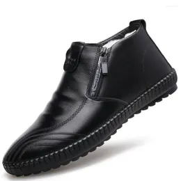 Boots 2023 Luxury Fashion Ankle Thermal Leather Shoes Men's Winter Fur Soft Soled Cotton Non Slip Plush Shoe