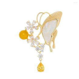 Brooches Natural Shell Butterfly Tassel Brooch Elegant Light Luxury Wind Insect Corsage Vintage Court Style Cheongsam Pins Accessories