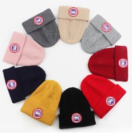 Designer Beanie goose Berretti lavorati a maglia pullover berretto di lana calda cappello freddo cappelli invernali cappello casquette Berretti con teschio Casual