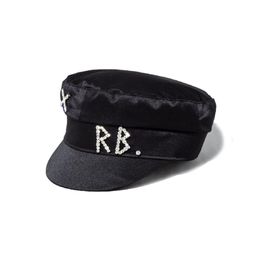 Simple Rhinestone RB Hat Women Men Street Fashion Style Newsboy Hats Black Berets Flat Top Caps308h