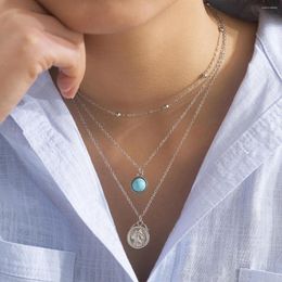 Pendant Necklaces Boho Multilayer Metal Clavicle Necklace Women's 2023 Vintage Turquoise Round Portrait Girls Fashion Jewelry