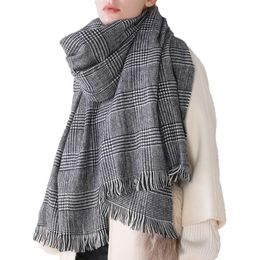 Women Autumn and Winter Scarf Black and White Classic Cashmere Plaid Scarfs Female Shawl New Fashion263H