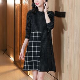 Autumn Winter Slim Knitted jumper Dresses Office Lady O-Neck Contrast Colour Plaid Midi Frocks 2023 Women Designer Long Sleeve Casual Vacation Warm Sweater Dresses