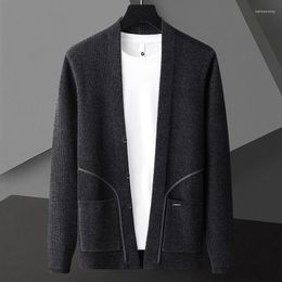 Men's Sweaters Fashion Brand Mens Solid Color Knitted Shawl Cardigan Exquisite Pocket Korean Casual Sweater Spring And Autumn High-quality