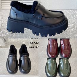 balencigaa Shearling Balenicass 23ss Best quality Shoes Loafer Boots Fur Tractor Derby Wool Platforms Chunky Heels Sandal Patent Leather Moc Toe Thick Bottoms 5cm H