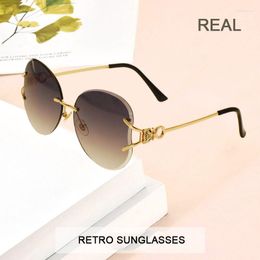 Sunglasses Retro Lady Butterfly Shape Rimless Animal Trimming Gradient Sun Glasses Outdoor Shades UV400 Eyewear