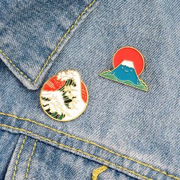 Japanese Enamel Ocean Pins Brooches Cartoon Wave Mount Fuji Design Pin For Skirt Lapel Backpack Cowboy Brooch Unisex Alloy Badge A2194