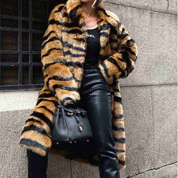 Women's Fur Faux Fur Winter Women High Quality Faux Fur Coat Luxury Long Fur Coat Loose Lapel OverCoat Thick Warm Plus Size Tiger Print Plush Coats T220716 YQ230925