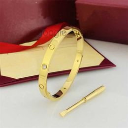 Tennis Bracelet Luxury Bracelets Men Women Valentines Day 18k Gold Plated Motion Sickness Beads Jewlery Designer79ao