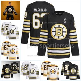 David Pastrnak 2023-24 Maglia Bruins 100° Centenario Bobby Orr Patrice Bergeron Jesper Boqvist Jake DeBrusk Brad Marchand Charlie McAvoy Linus Ullmark Milan Lucic