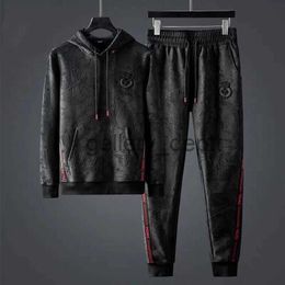 Men's Tracksuits 2023 Autumn and Winter Camouflage Hooded Casual Sports Suit Men's Korean Fashion Large Size Red Ribbon Collocation Two-Piece Set J230925