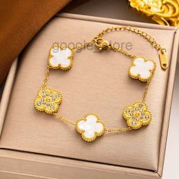18k Gold Plated Luxury Designer Charm Bracelet Four-leaf Clover Jewelry Elegant Mother-of-pearl Bracelets Women High Quality No Boxz5df