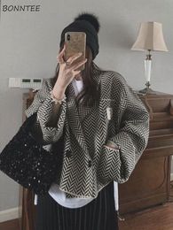 Women's Cape Striped Knitted Jackets Crop Designed Vintage Modern Loose Leisure Elegant Office Lady Aesthetic Gentle Overcoat Autumn Chic 230925