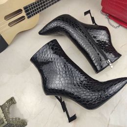 Alligator-Embossed Boots Women Patent Leather Booties with Black Heel Snake Heels Boot Pointed Toe Letters High Heels Pumps Ladies Designer Shoes