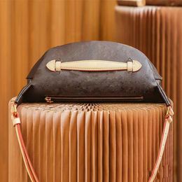 Design Fanny Pack Womens Mens Luxury Fashion Leather Handbag Outdoor Crossbody Shopping Bag Elegant Tote