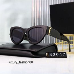 Sunglasses top Designer Sunglasses For Women Eyewear and Men Cat Eyes Model Special UV 400 Protection Letter Big Leg Double Beam Frame Outdoor Brands PC Legs Sunglass