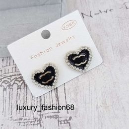 Designer diamond heart earrings Heart Stud Earrings for Women - Luxury Pendant Jewelry for Parties, Family Gifts, and Spring Romantic Season