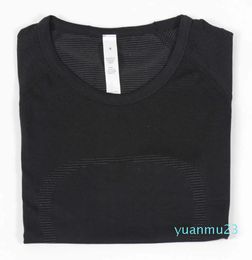 Top T-shirt Slim Fit Light Fast Dry Sports Shirt Wicking Knit Fitness Breathable