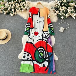 European and American style graffiti printed dress with pleated design niche loose and slim temperament large swing long skirt