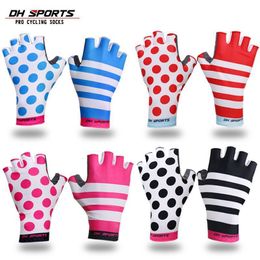 Sports Gloves Summer Men Women Cycling Gloves Half Finger Road Mountain Bike Gloves Elastic Ice Silk Breathable MTB Bicycle Fingerless Gloves 230925