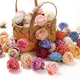 Decorative Flowers 10PCS 6CM Artificial Rose Head Silk Fabric Flower Wedding Guide Shooting Props Wall Decoration