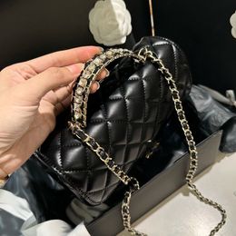 Şık kadın omuz çantası elmas tutamak lüks el çantası deri elmas kontrol gümüş donanım metal toka matelasse zincir crossbody çanta tasarımcı çanta 22cm