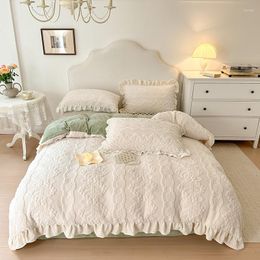 Bedding Sets Velvet Fleece Warm Winter Vintage French Princess Set Carved Ruffles Duvet Cover Bed Sheet Blanket Pillowcase