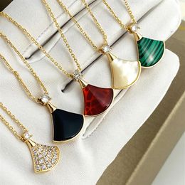 Luxury Brand Skirt Necklace Men and Women White Fritillary Clavicle Chain High Quality Fashion Couple Pendant Christmas Valentine&219Z