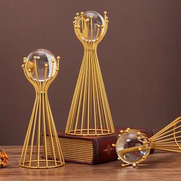 Decorative Objects Figurines Nordic Light Luxury Metal Art Crystal Ball Crafts Ornaments Modern Home Creative Eye Desktop Furnishings TV Cabinet Decor 230923