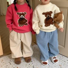 Кардиган 2023, зимний вязаный детский свитер с милым медвежьим принтом, толстый теплый детский вязаный пуловер для девочек, топы с героями мультфильмов для маленьких мальчиков 230925