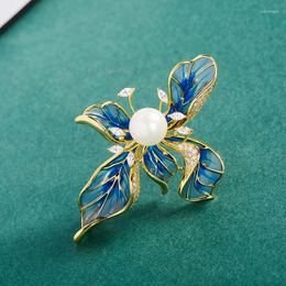 Brooches Flower Brooch Elegant Five Leaf Coat Suit Fashion Accessories Pins